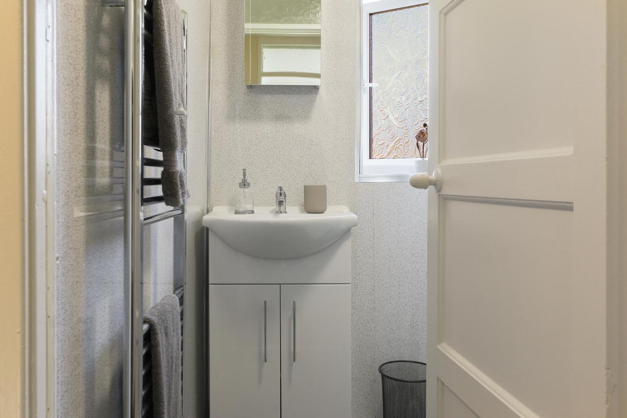 Leconfield Close - Comfy House And Free Parking Kingston upon Hull Exteriör bild