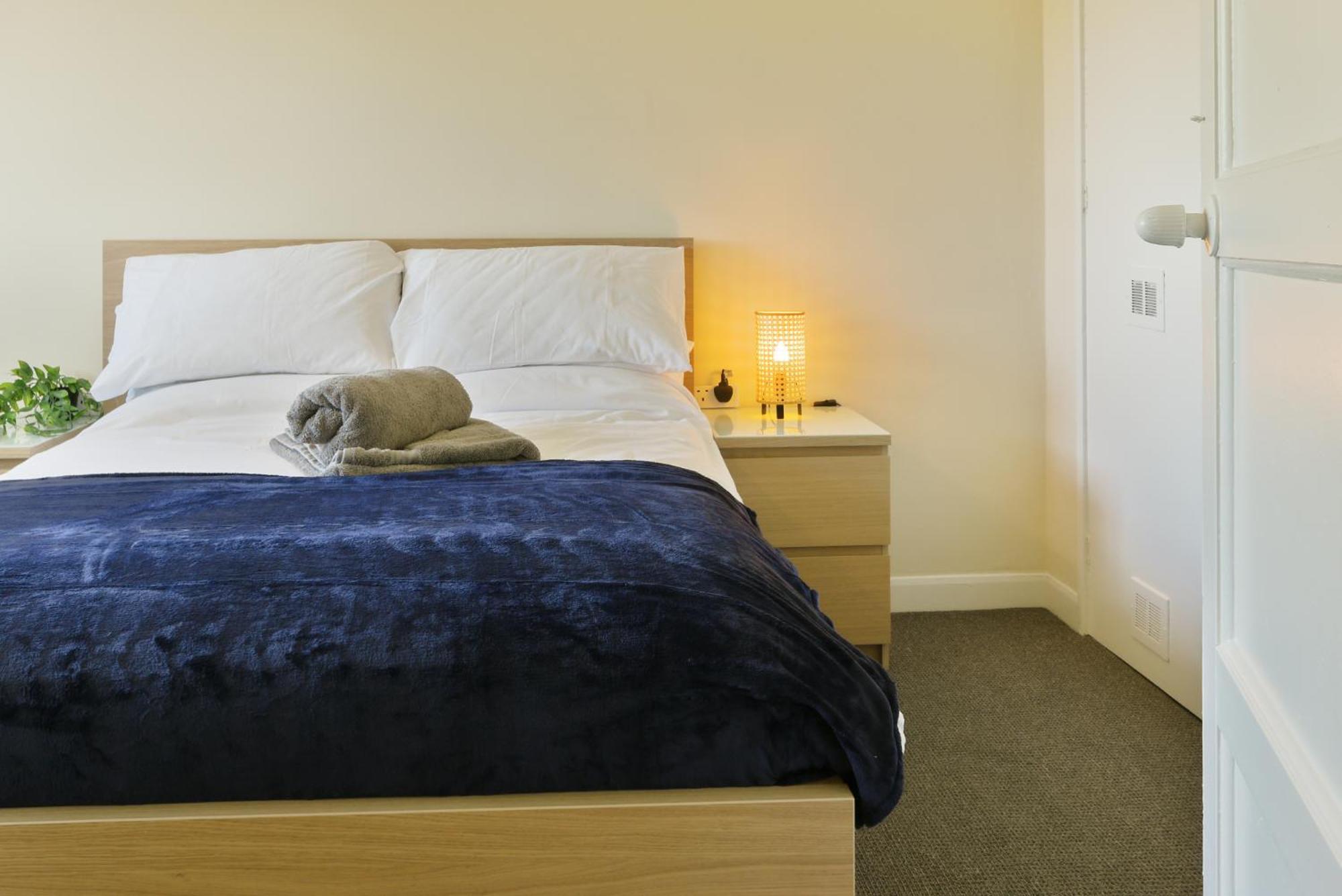Leconfield Close - Comfy House And Free Parking Kingston upon Hull Exteriör bild