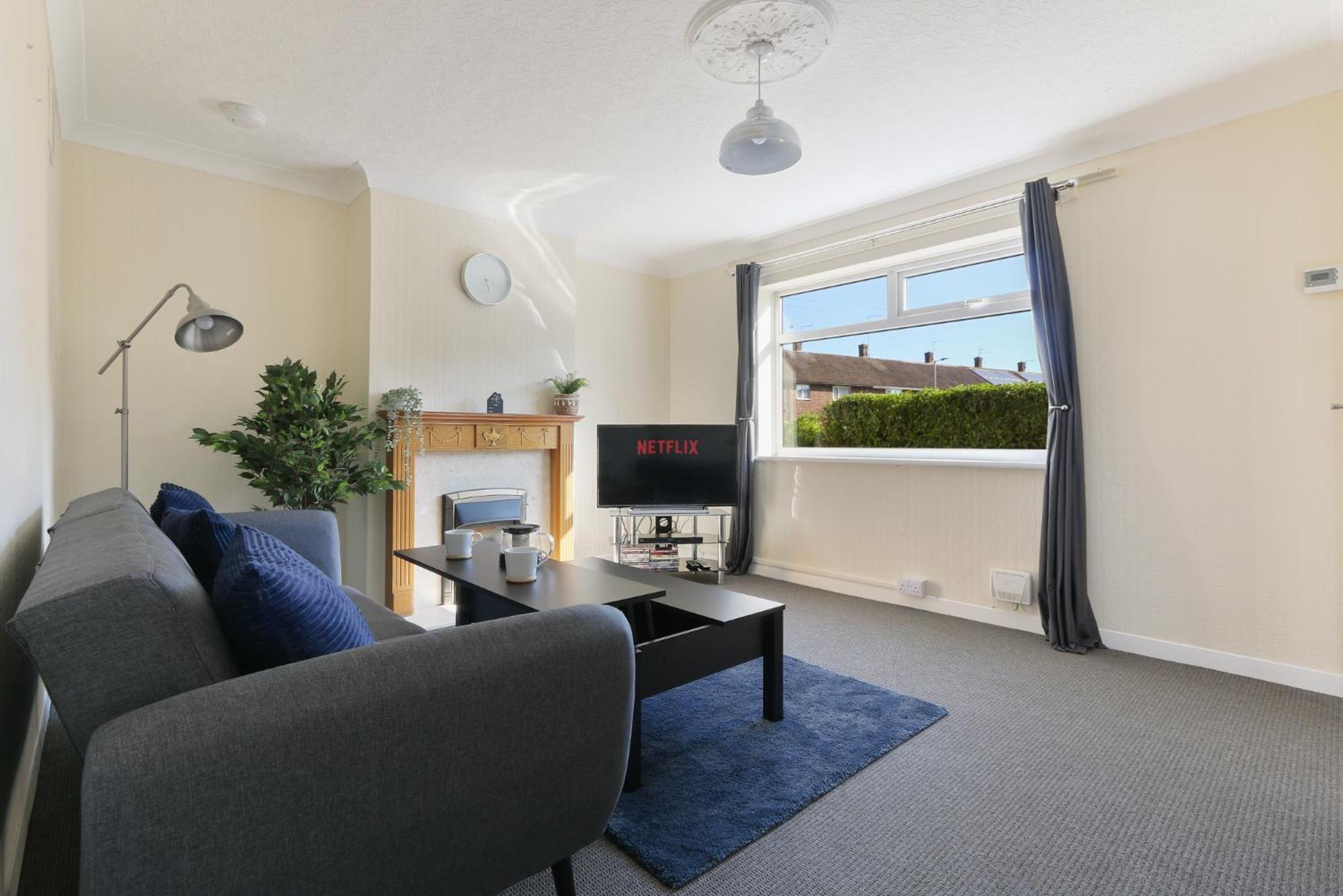 Leconfield Close - Comfy House And Free Parking Kingston upon Hull Exteriör bild