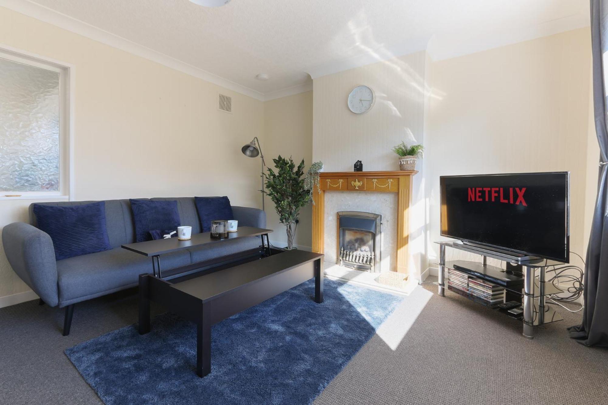 Leconfield Close - Comfy House And Free Parking Kingston upon Hull Exteriör bild